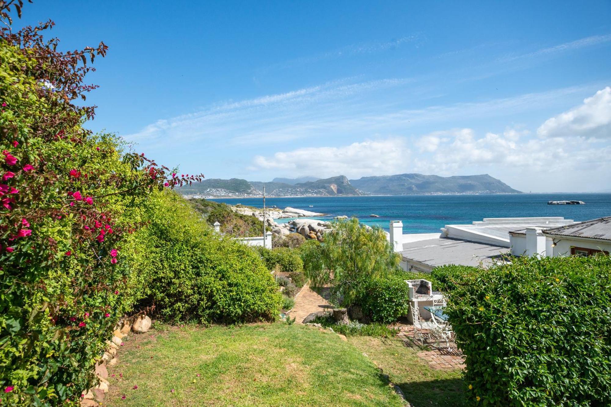 Bosky Dell On Boulders Beach Simon's Town Exterior photo