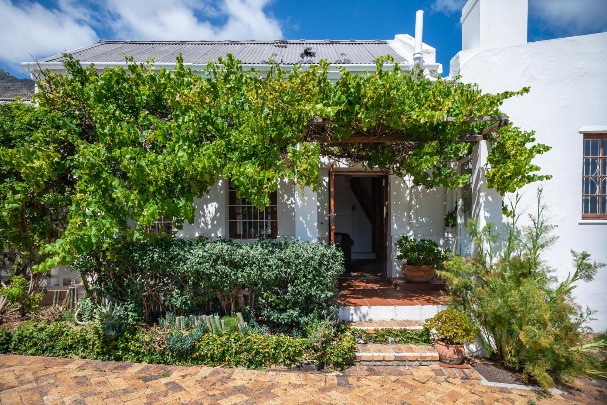 Bosky Dell On Boulders Beach Simon's Town Exterior photo