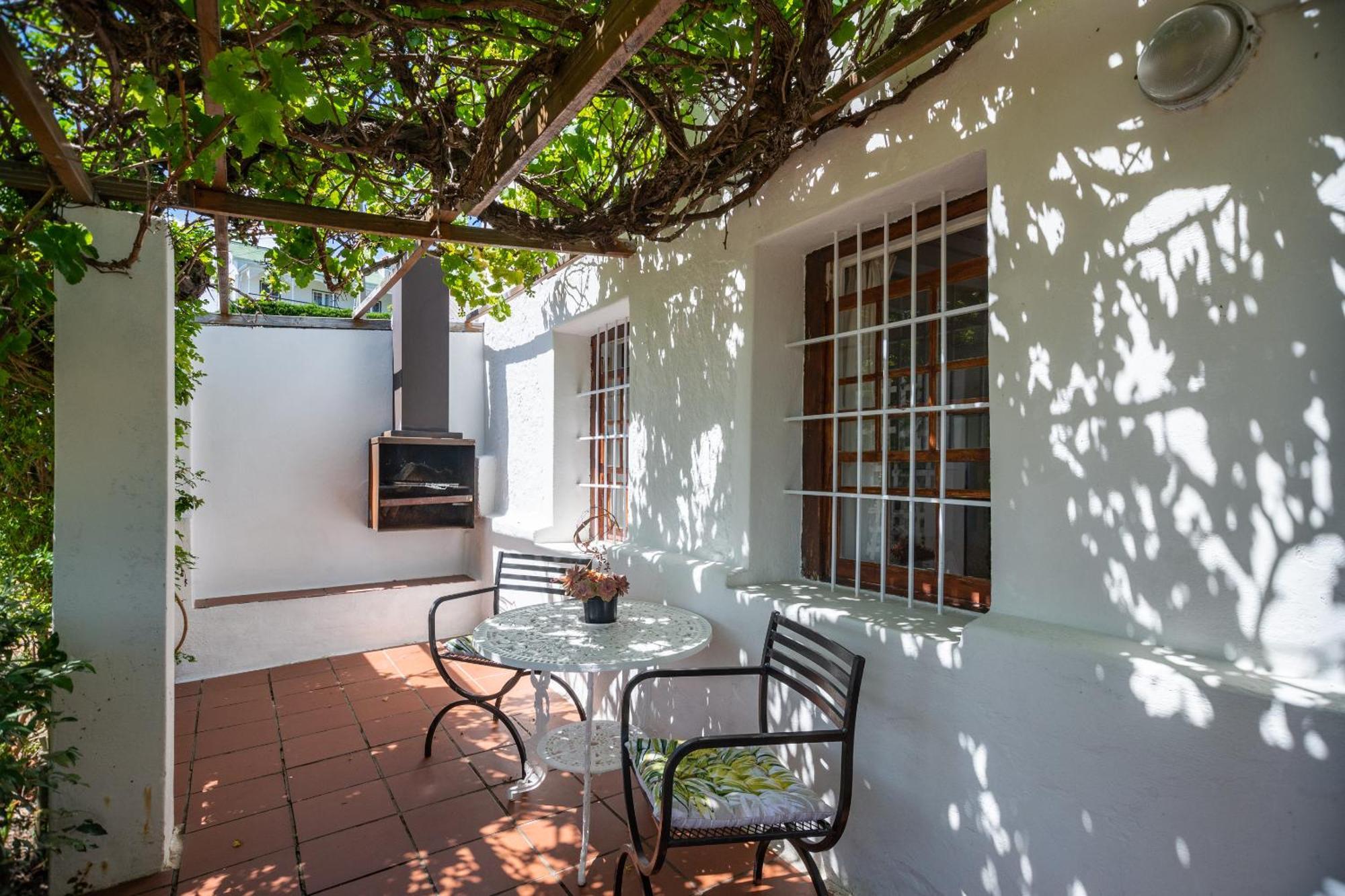 Bosky Dell On Boulders Beach Simon's Town Exterior photo